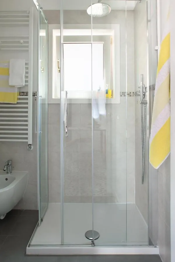 Aria E Luce Suites A Venezia Guest house